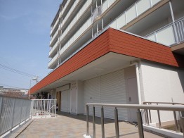 A棟店舗屋根施工後